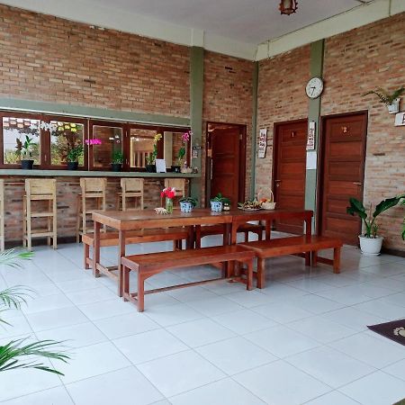 מדאן Bua Guest House מראה חיצוני תמונה