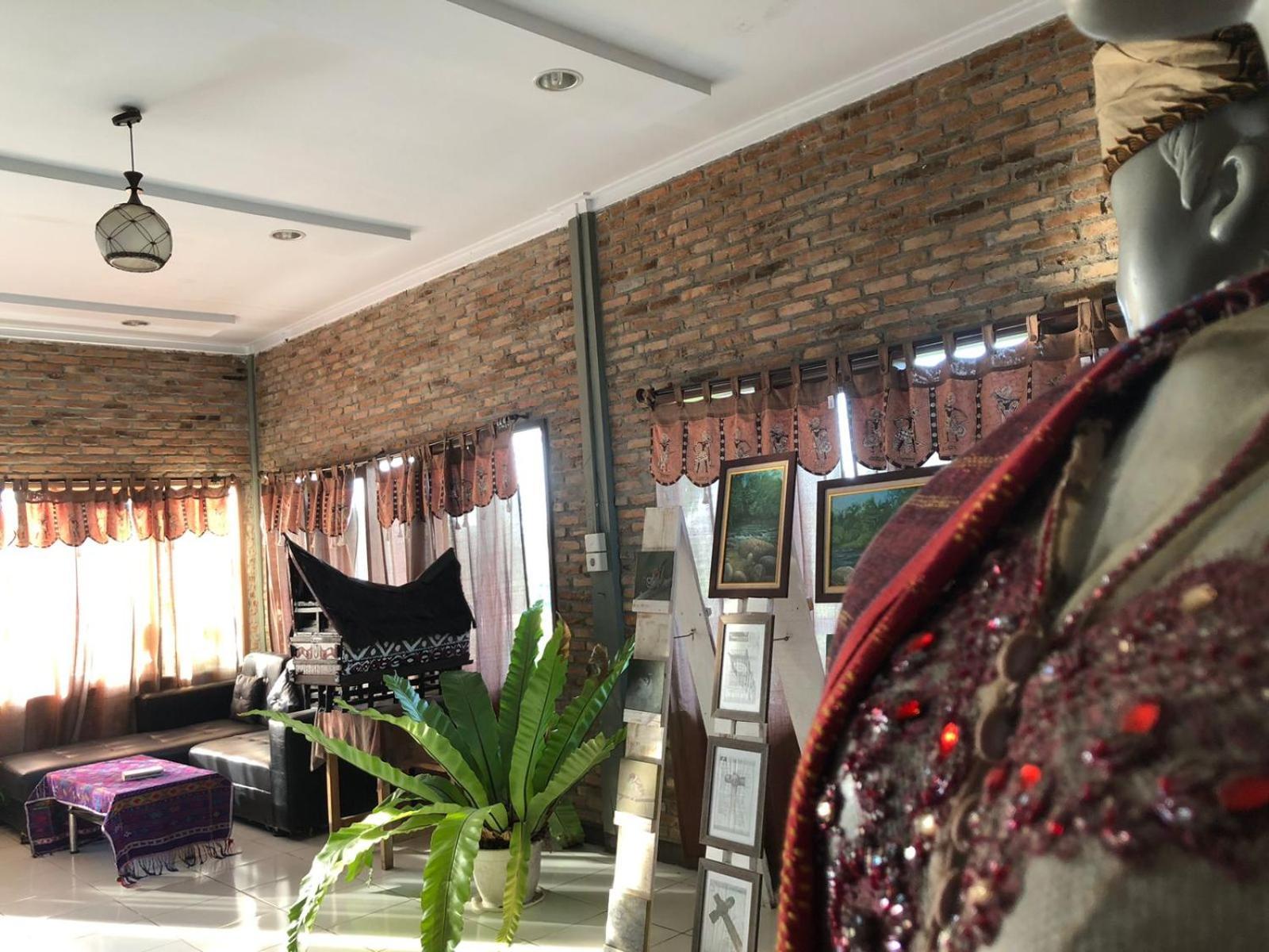 מדאן Bua Guest House מראה חיצוני תמונה