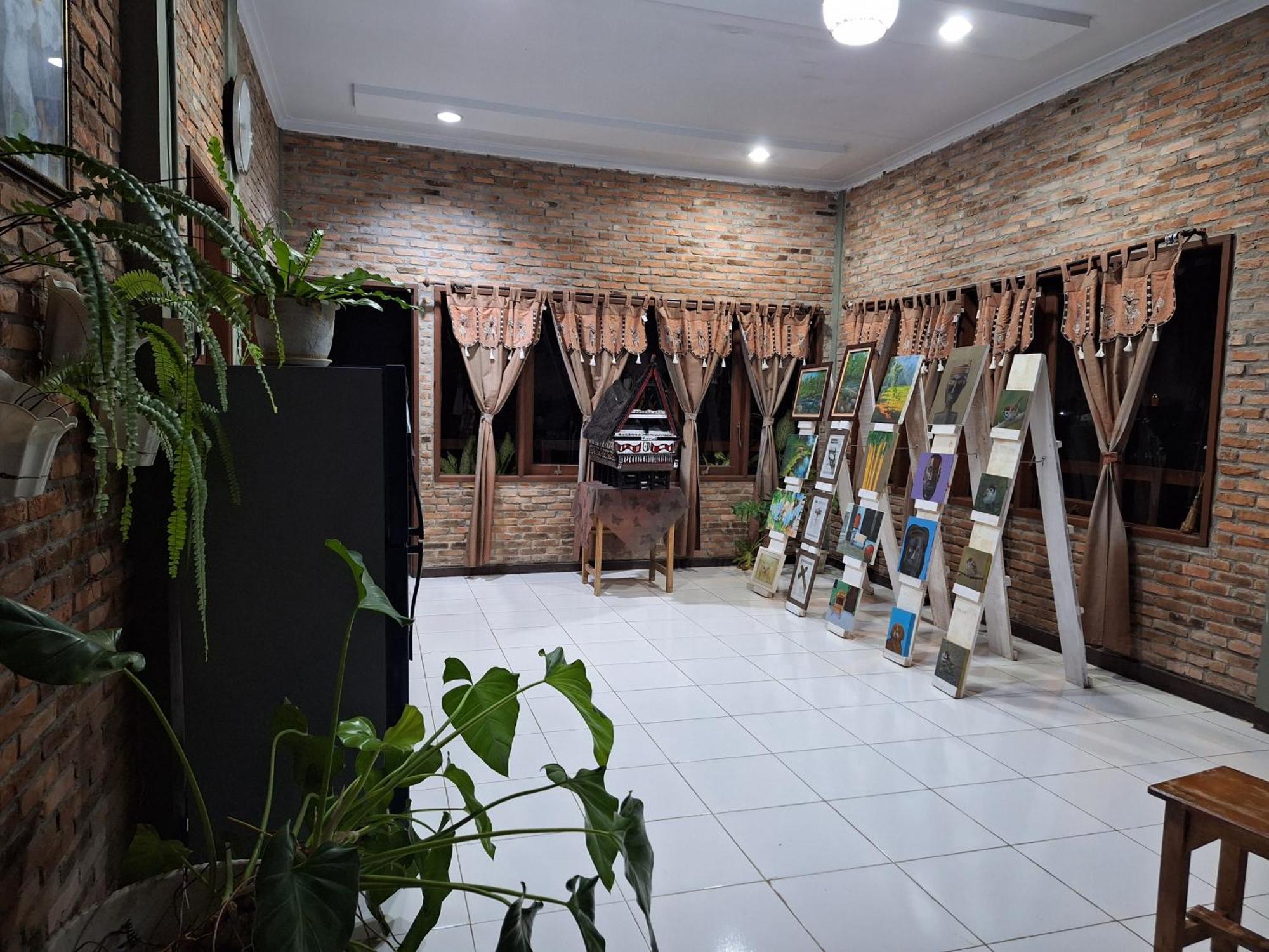 מדאן Bua Guest House מראה חיצוני תמונה