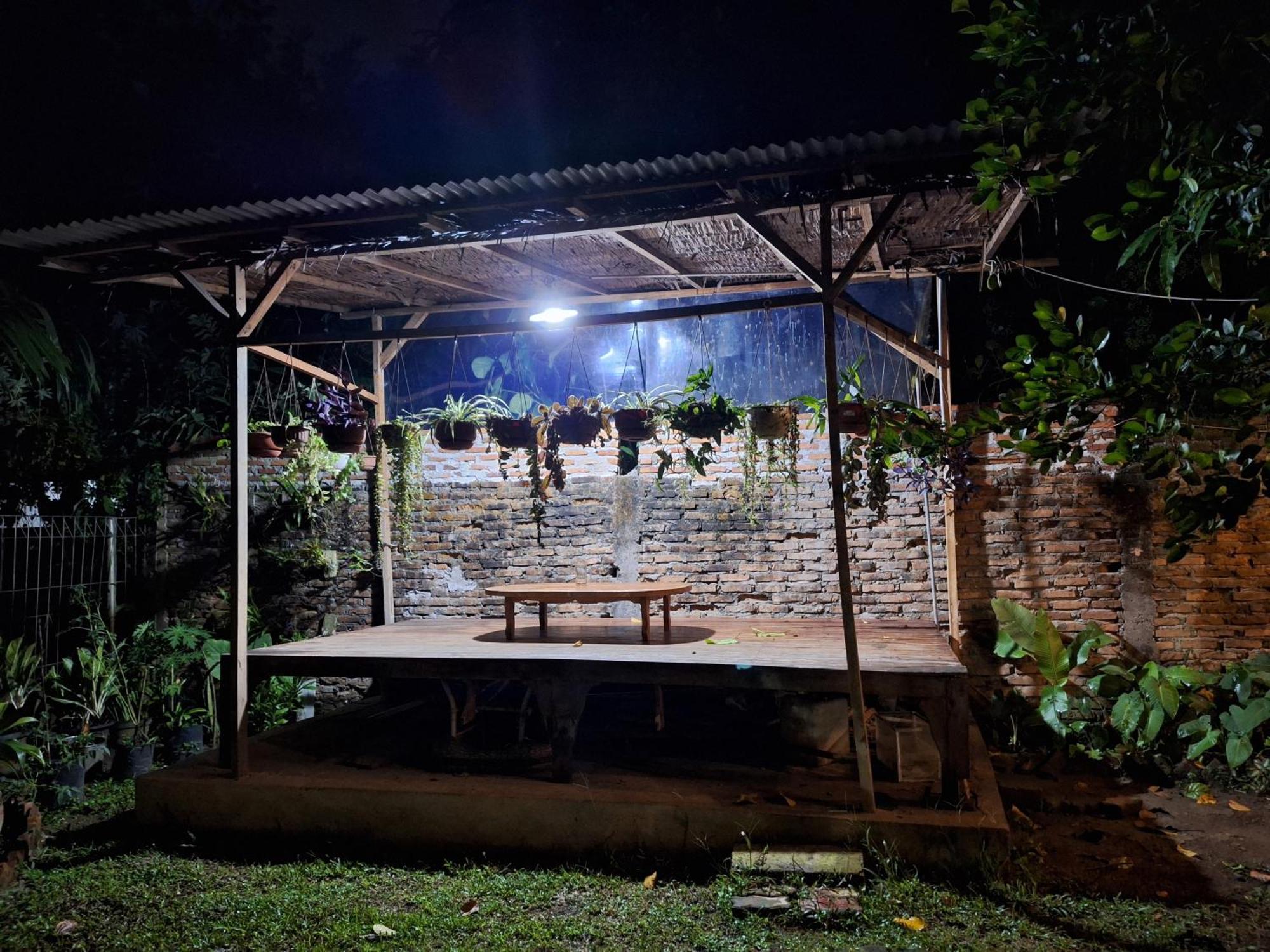 מדאן Bua Guest House מראה חיצוני תמונה