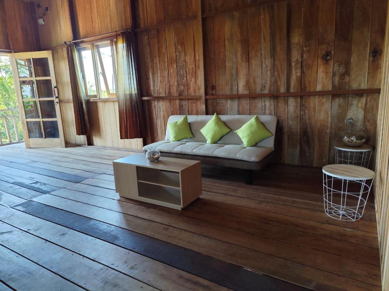 מדאן Bua Guest House מראה חיצוני תמונה