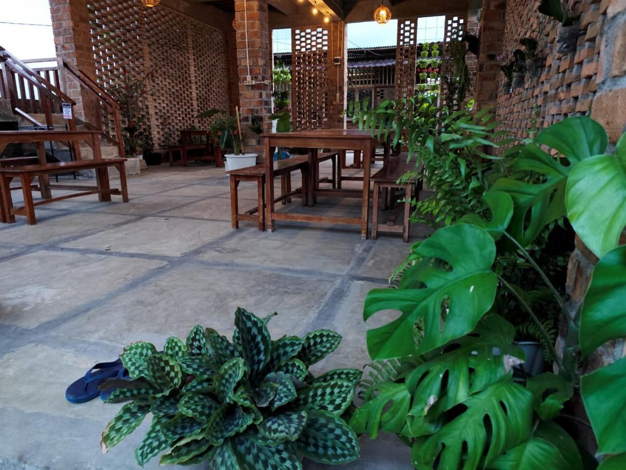 מדאן Bua Guest House מראה חיצוני תמונה